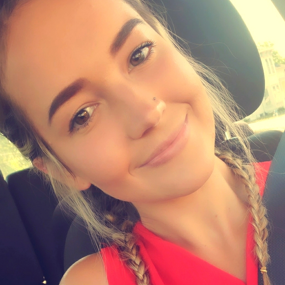 Meet your Posher, Sara mae